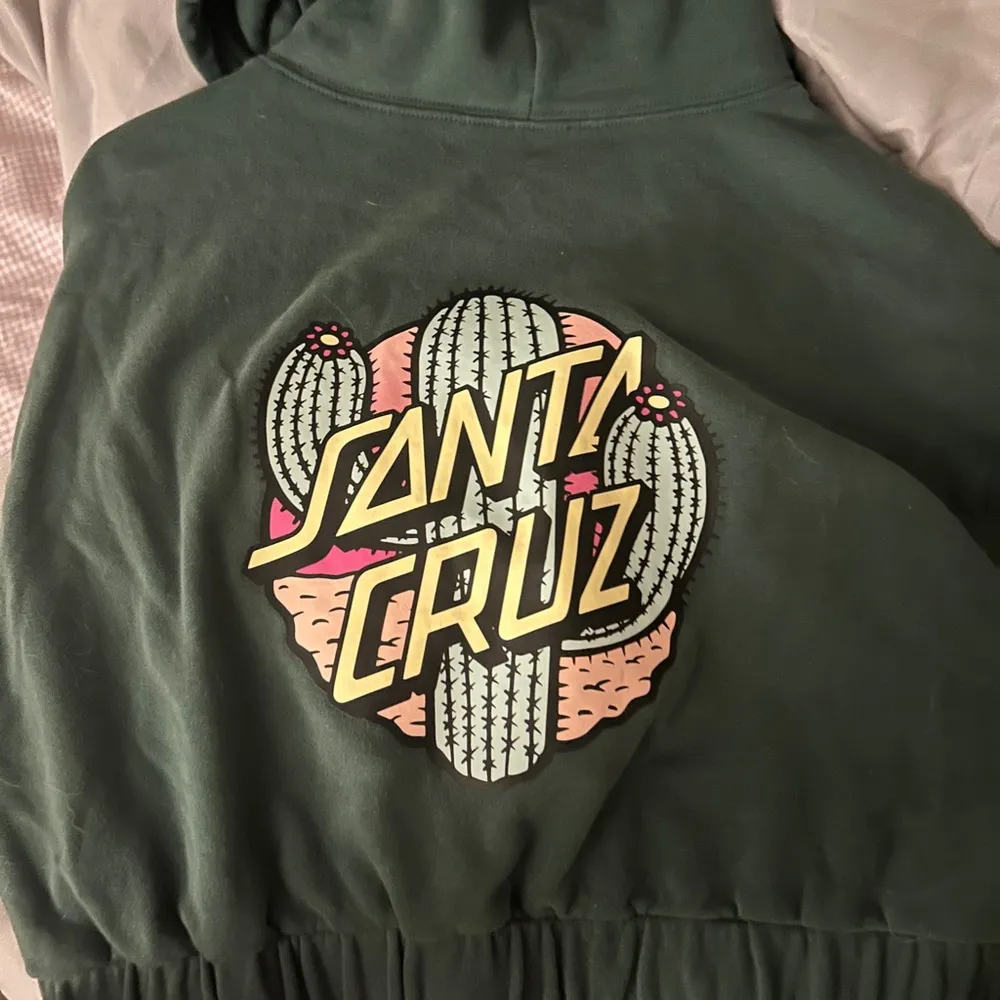 Santa Cruz Skateboards Green Hoodie - Image 2