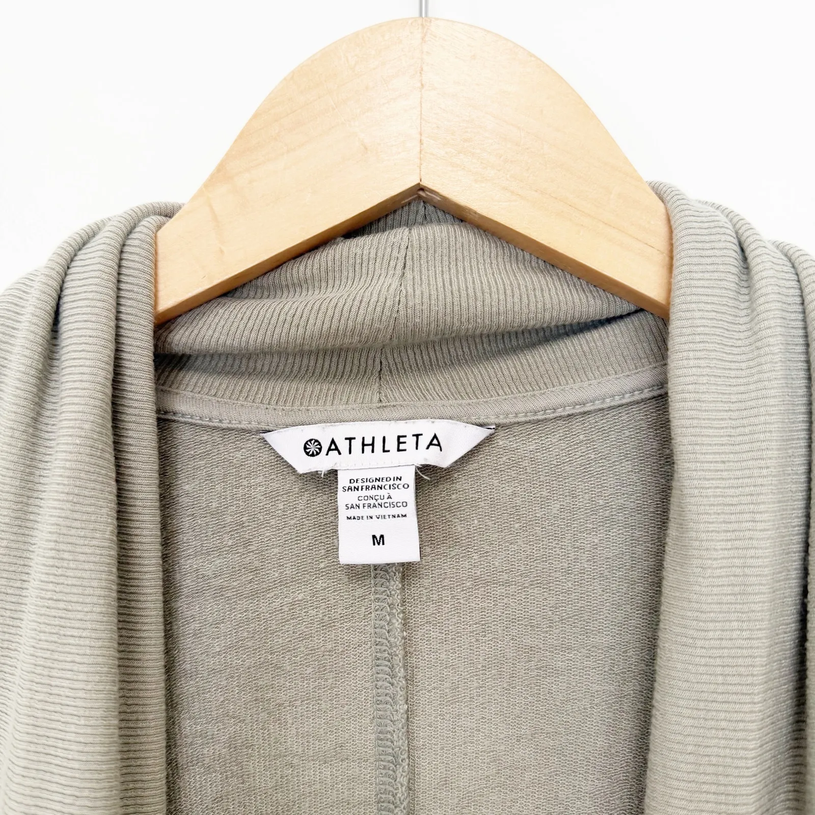 Athleta Pranayama Restore Wrap Cardigan Sz M - Image 2