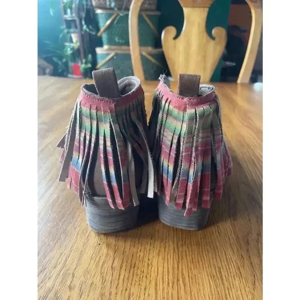 Women's Volatile Brown Suede Fringe Booties Size 6‎ Cowgirl Boots Western GUC! - Image 2
