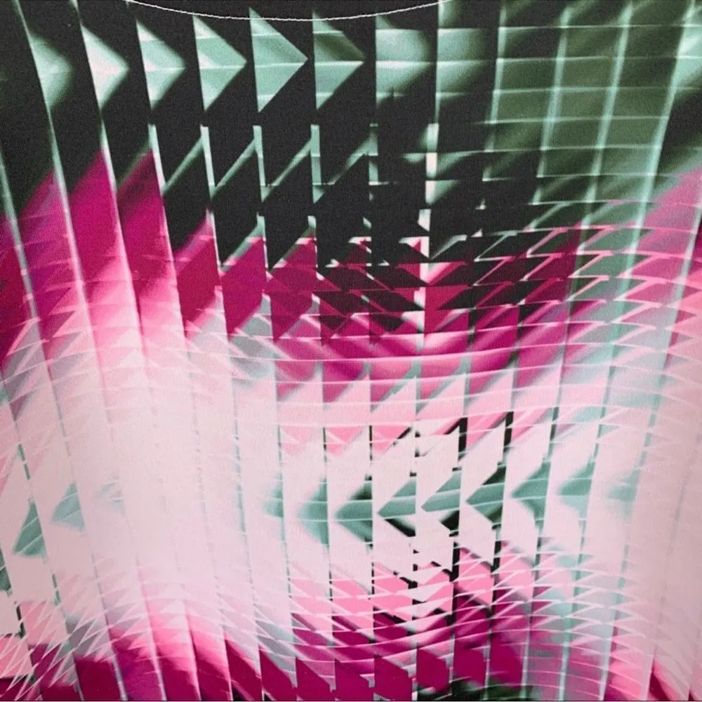 6th & Lane Geometric Print Pink Scuba Top Size 18 - Image 4