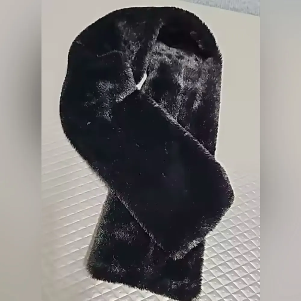 Black Faux Rabbit Fur warm - Image 5