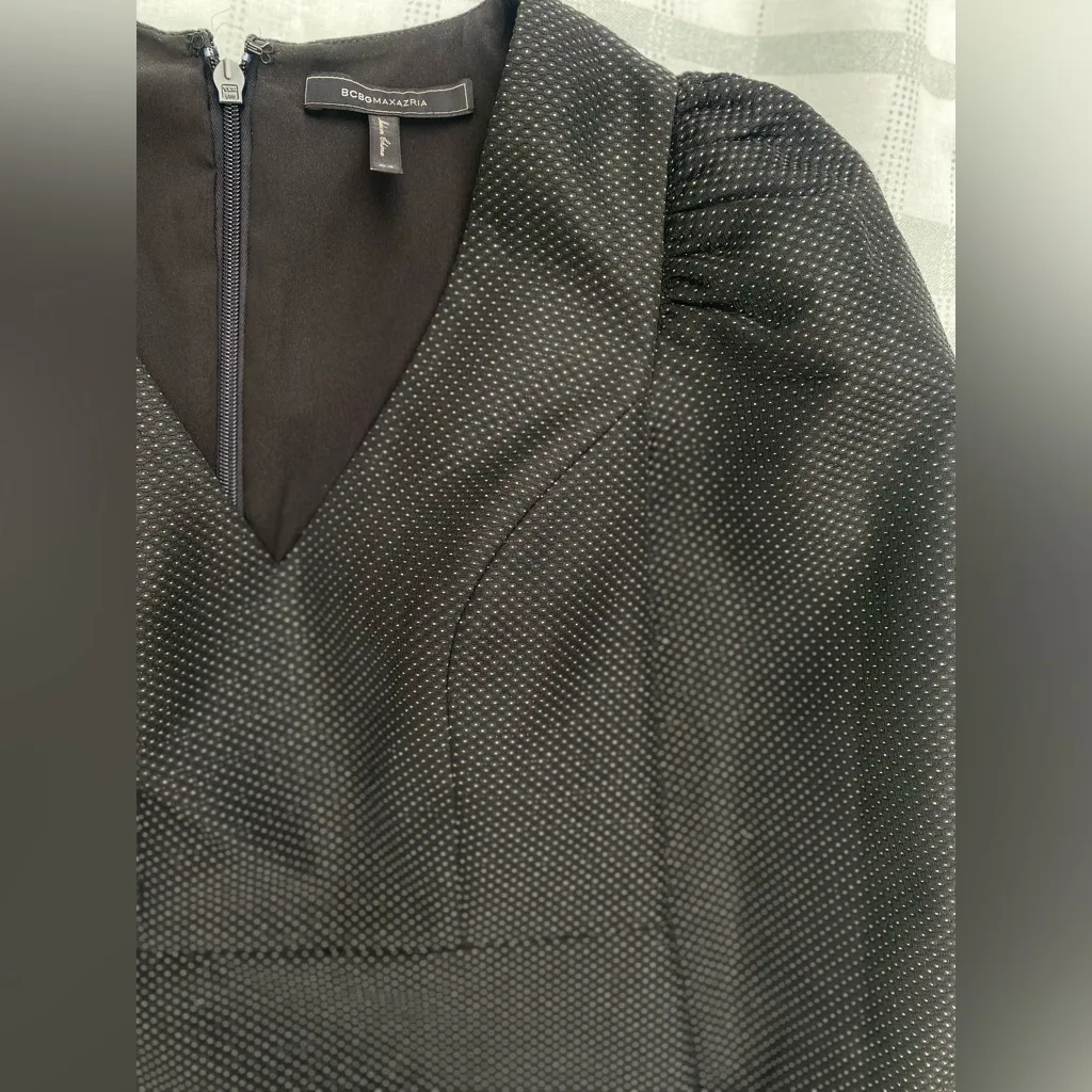 BCBGMAXAZRIA METALLIC BLACK GOLD COMBO METALLIC PUFF SHOULDER - Image 3