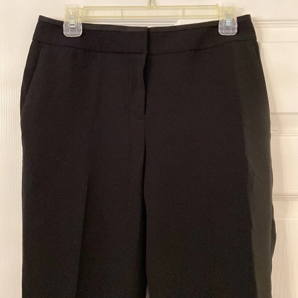 Ann Taylor The Ankle in curvy mid rise slim leg ankle length color black size 2 - Image 2