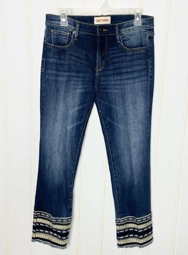 DRIFTWOOD Colette Cropped Jeans with Embroidered Hem Sz 28 - Image 11