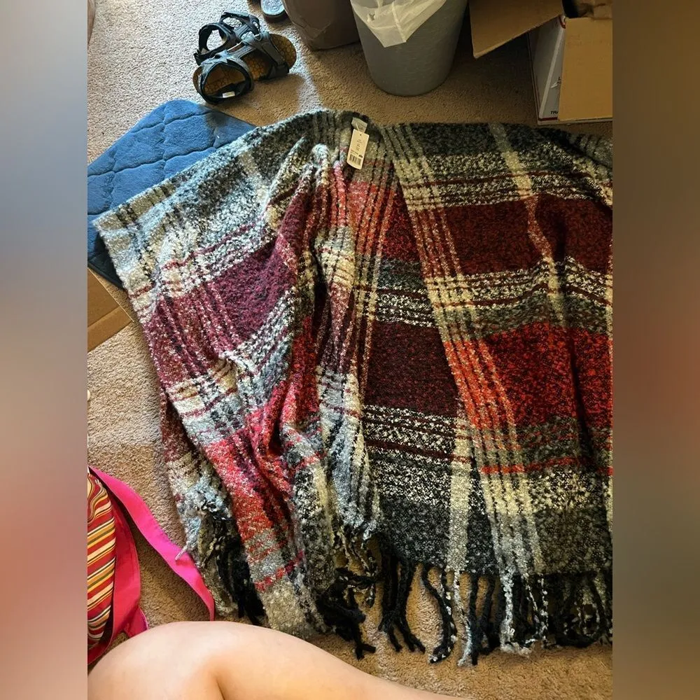 NWT Woolrich poncho shawl - Image 2