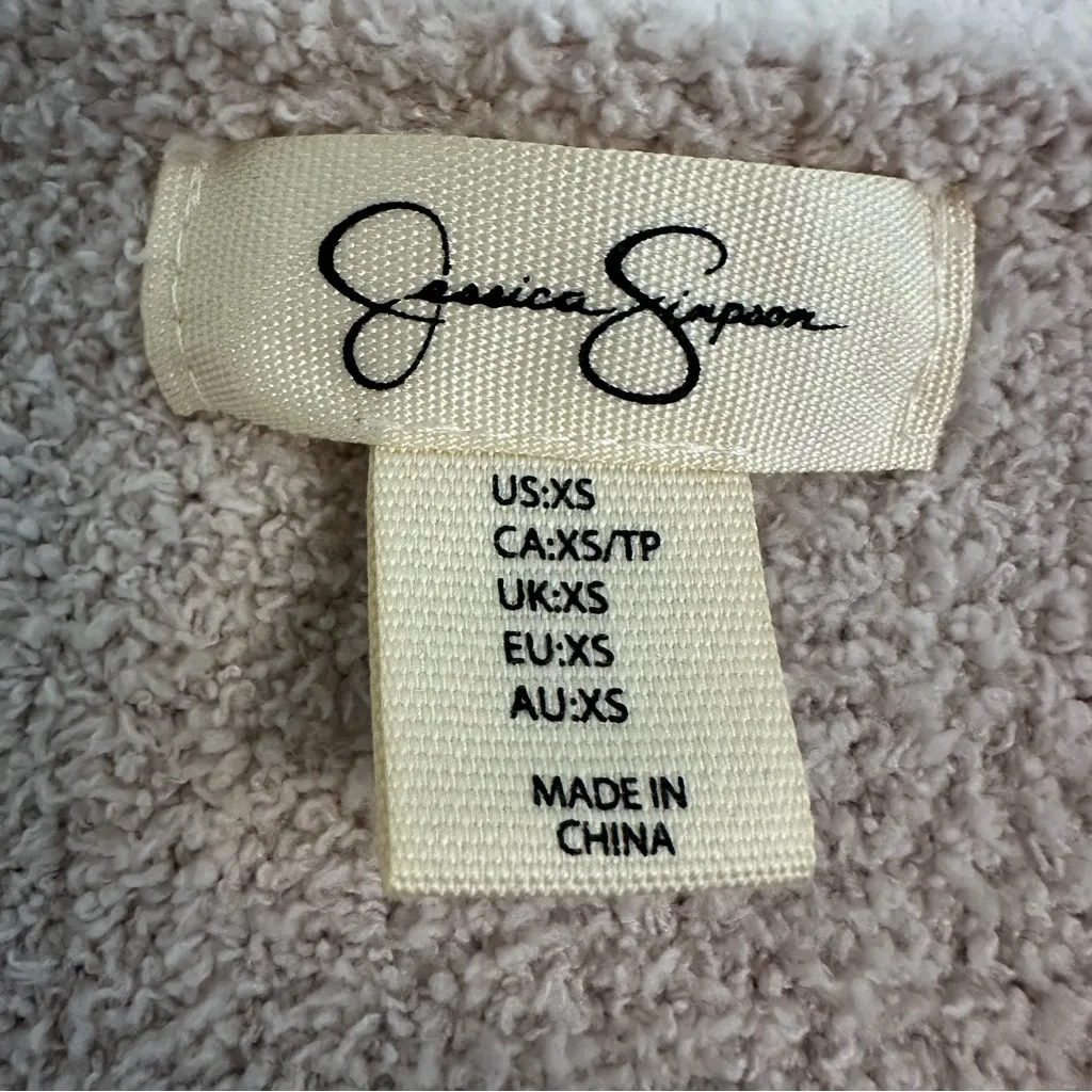 Jessica Simpson Cozy Heart Pattern Sweater Size: XS - Image 5