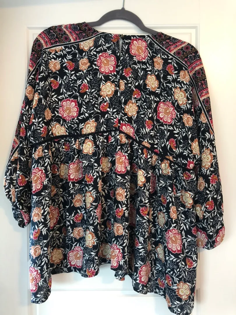 Knox Rose Floral Flowy Blouse - Image 3