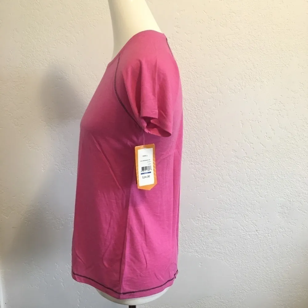 Avia Active wear Tees in pink Size Small - Image 3