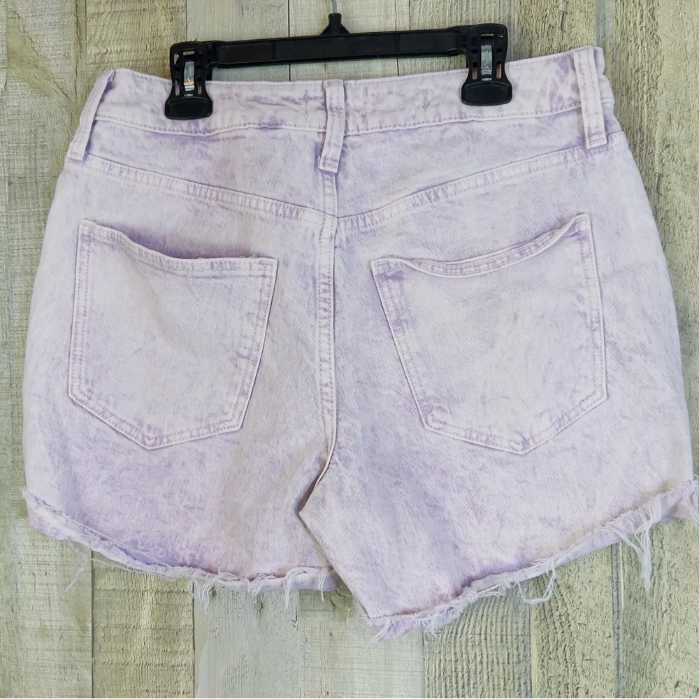 Universal Threads Goods Size 4/27 Vintage MIDI Light Purple Rolled Raw Hem Short - Image 2
