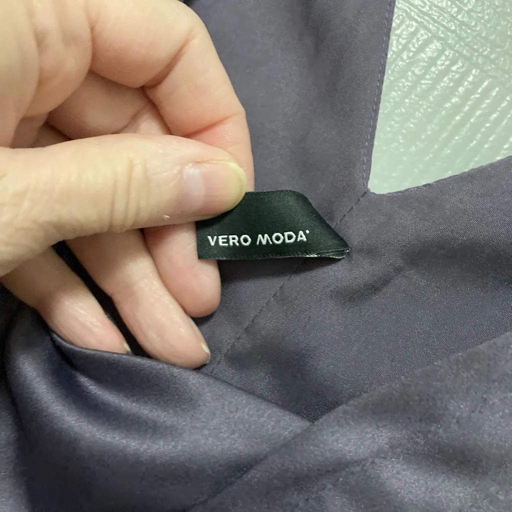 Vero Moda Alexis Deep Purple Stud Detail Sleeveless Knee Length Dress - Image 2