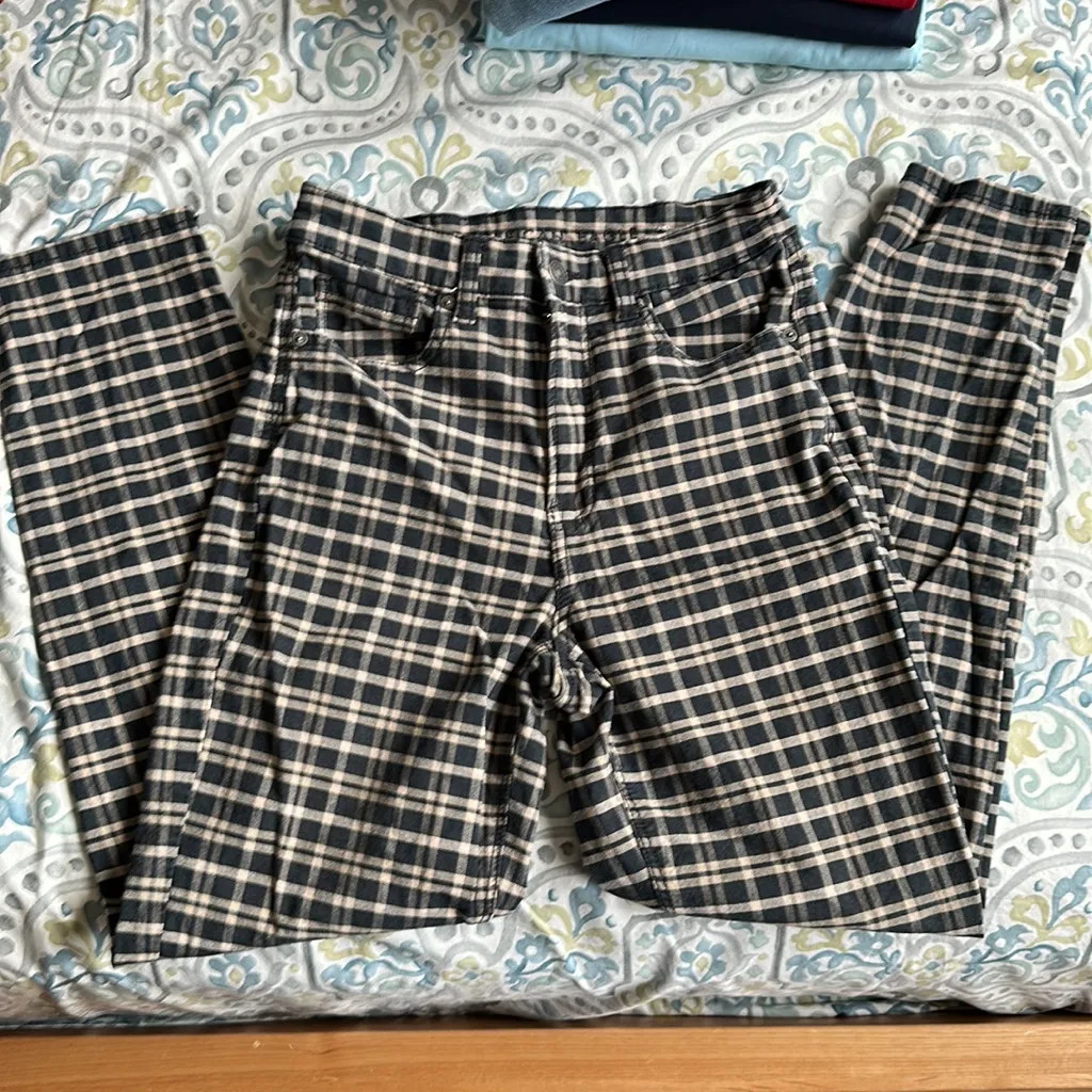 American Eagle Plaid mom jeans - Image 5