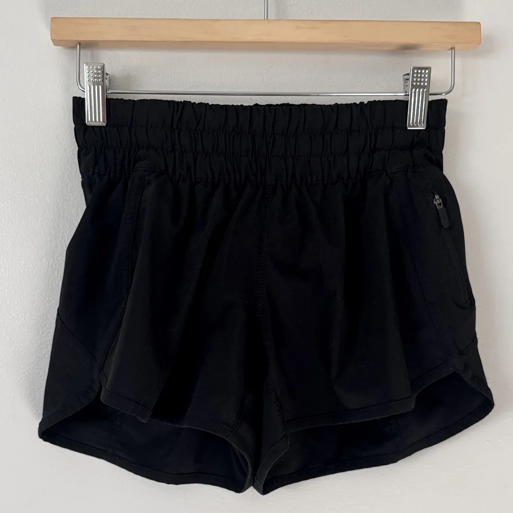 Lululemon 4 Tracker Short V *4" in Black - Image 4