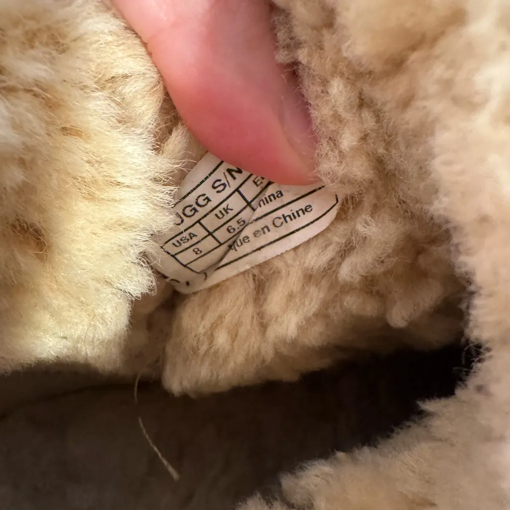 Brown Bailey Button‎ mini Ugg boots - Image 6