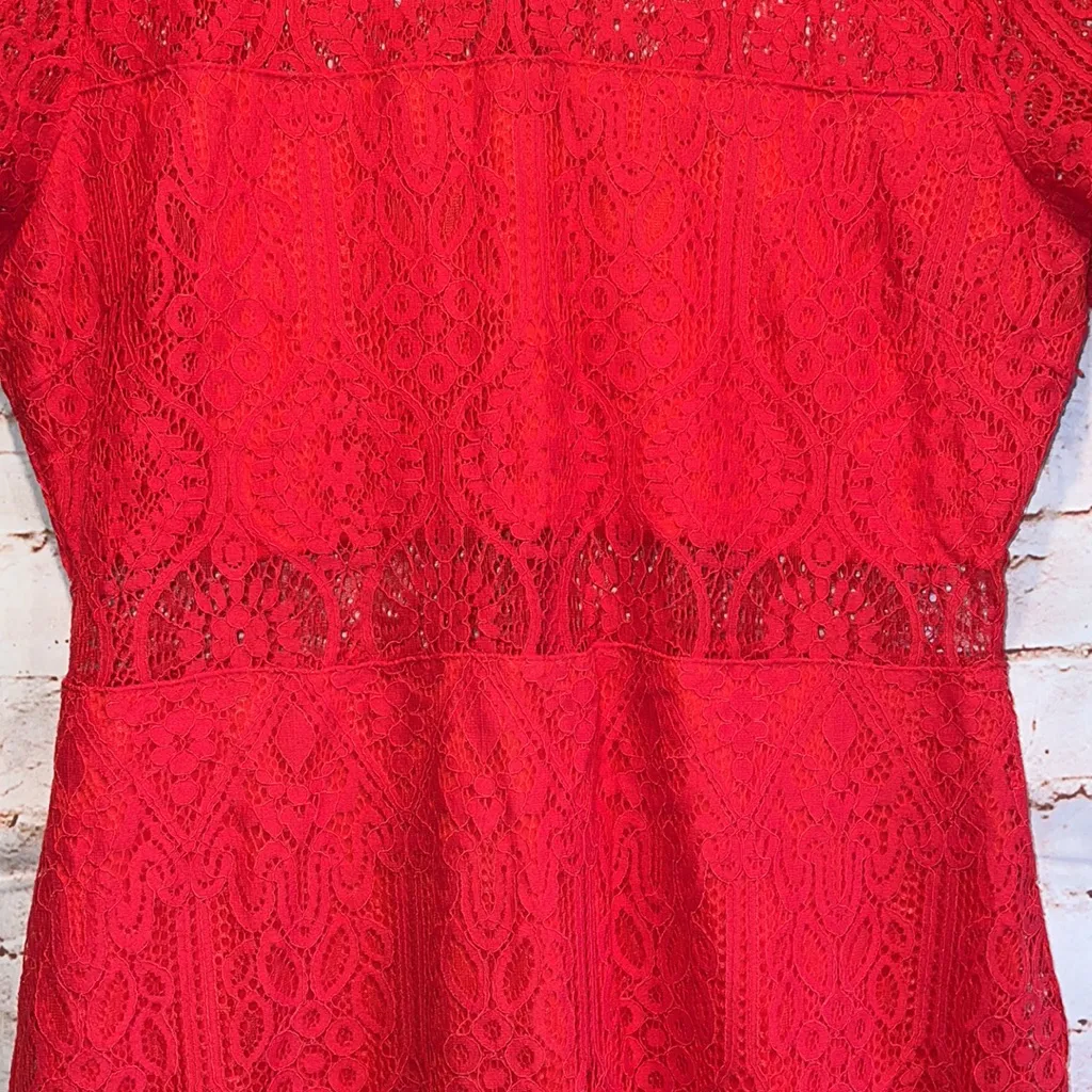 Lulu's short sleeve lace overlay dress XL mock neck eyelash lace back zipper RED - Image 5
