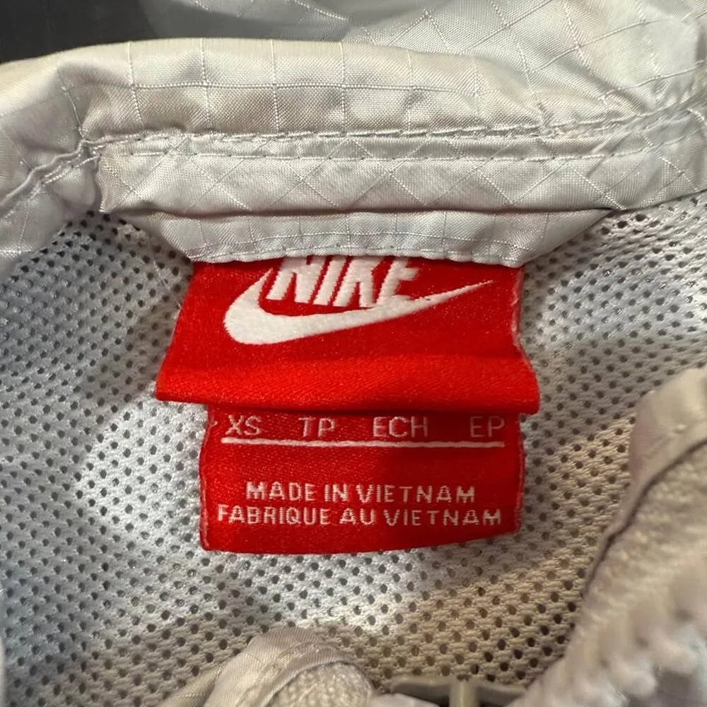 Nike Windrunner Hooded Full Zip Lightweight Jacket Women's XS White/Gray Running - Image 6