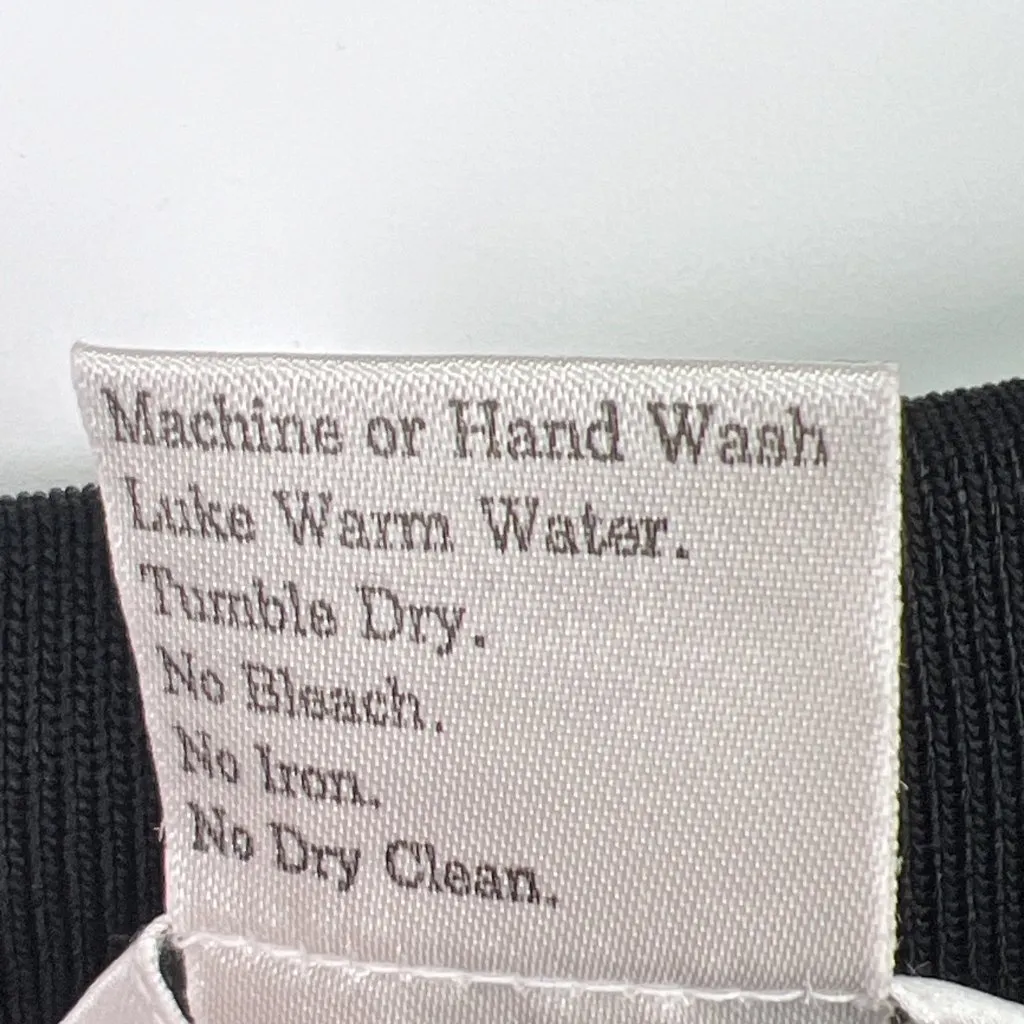 Misook PL Black Pull On Skirt Knee Length Stretch Capsule Minimalist Washable - Image 8