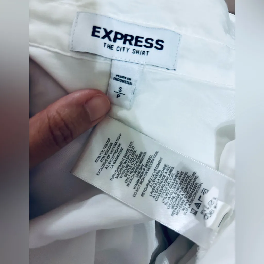 The Limited Women’s The City Shirt Small Lashes White Pockets Long Sleeves - Image 4