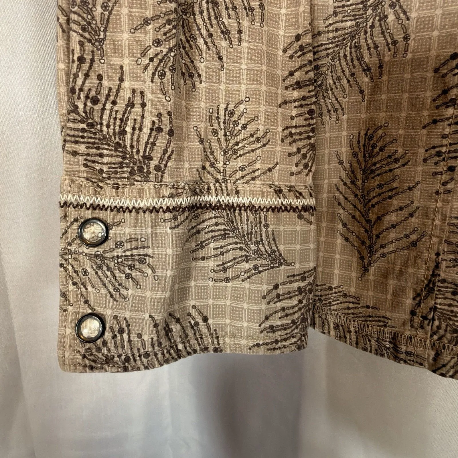 The North Face Womens M Pearl Snap Shirt Beige Floral Long Sleeve Western - Image 4