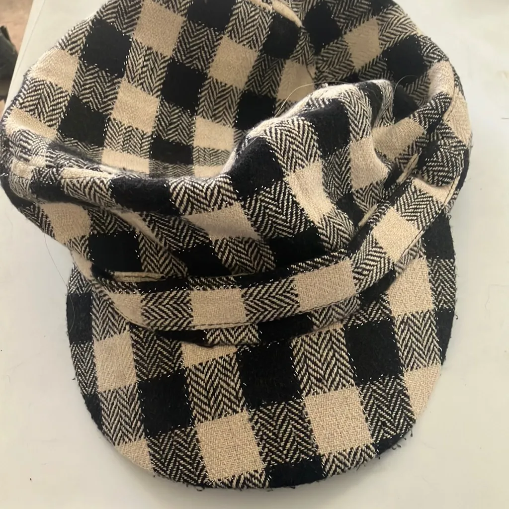 FINAL MARKDOWN Black and Cream Checkered Cap - Image 2