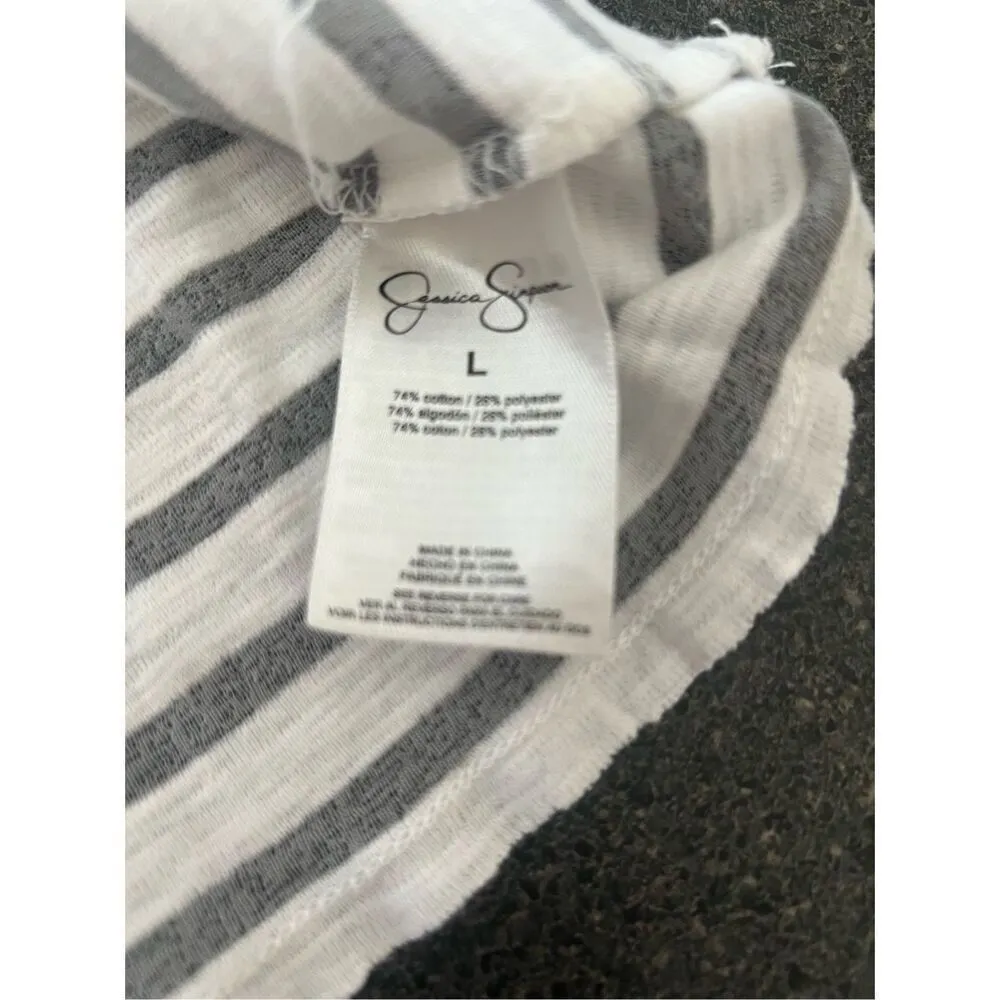 Jessica Simpson  cropped top size L - Image 7