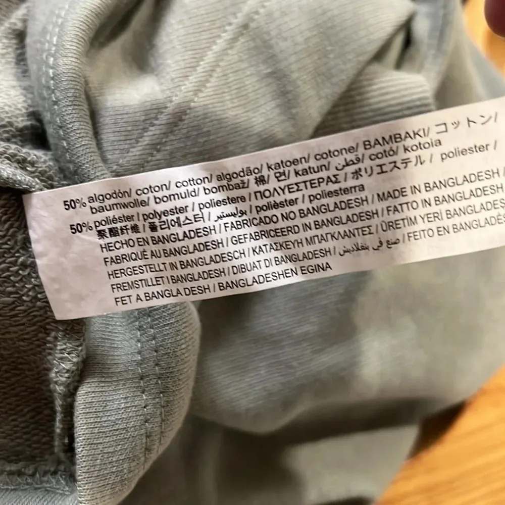 Zara Sage Green cropped sleeveless hoodie size small - Image 14