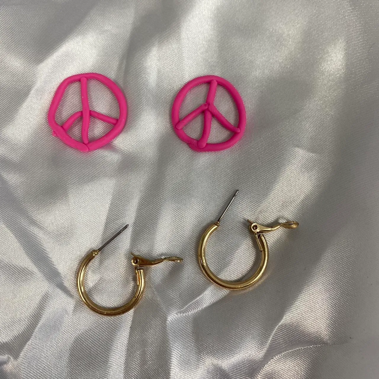 Handmade Peace Sign Hoops Earrings - Image 4