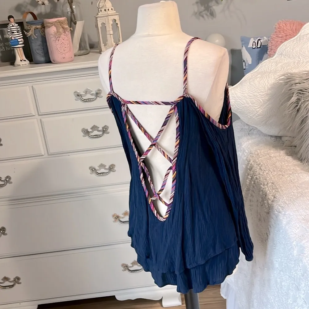 Feminine Navy Blue Gauzy Criss Cross Open Back Top - Image 7