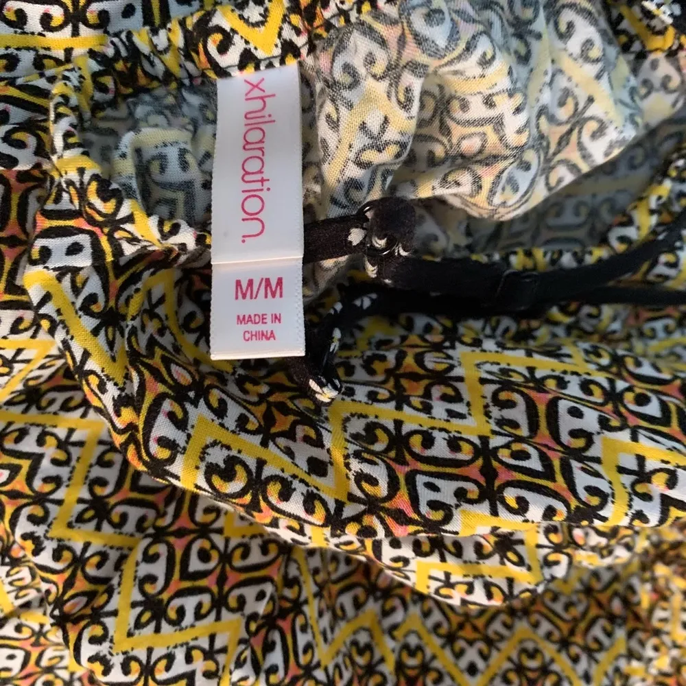 Patterned Romper w/ Spaghetti Straps - Image 4