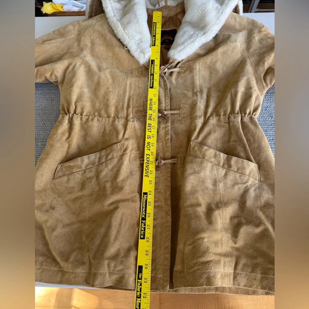 Vintage Wilson’s Tan Suede Leather Anorak Drawstring Jacket Faux Fur Hood Large - Image 7