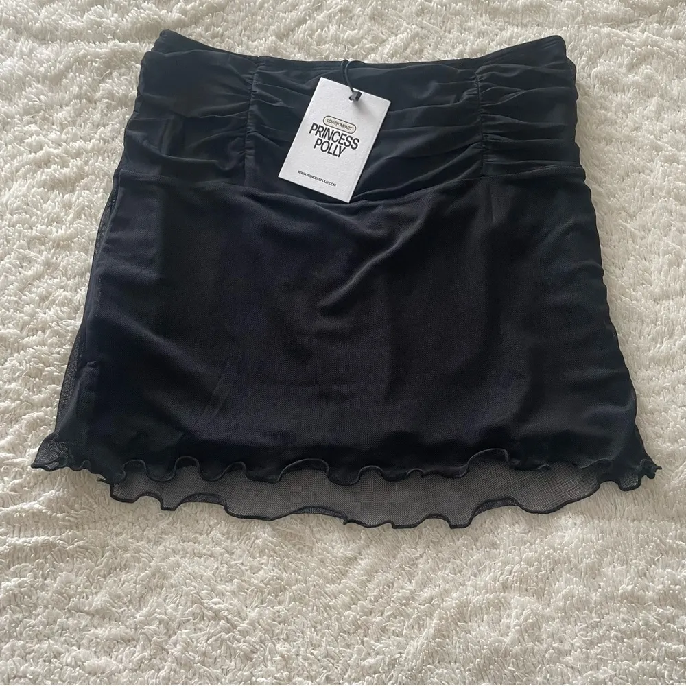 NWT  Meredith Ruched Mini Skirt Black - Image 5