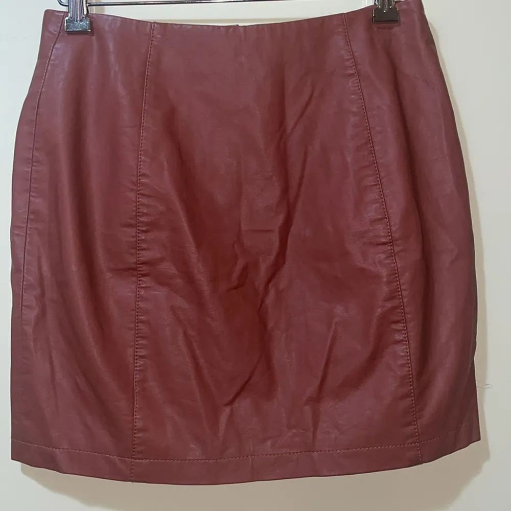 Womens Free People Maisie Button Vegan Leather Skirt Double Dare Burgundy - Image 3