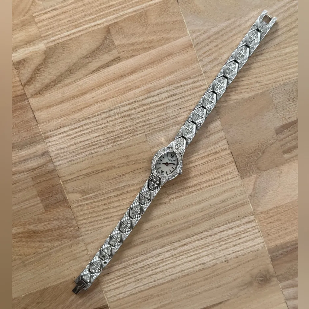 Wittnauer Geneve Longines Swarovski Crystal Rare Ladies Watch Sapphire Crystal Silver - Image 7