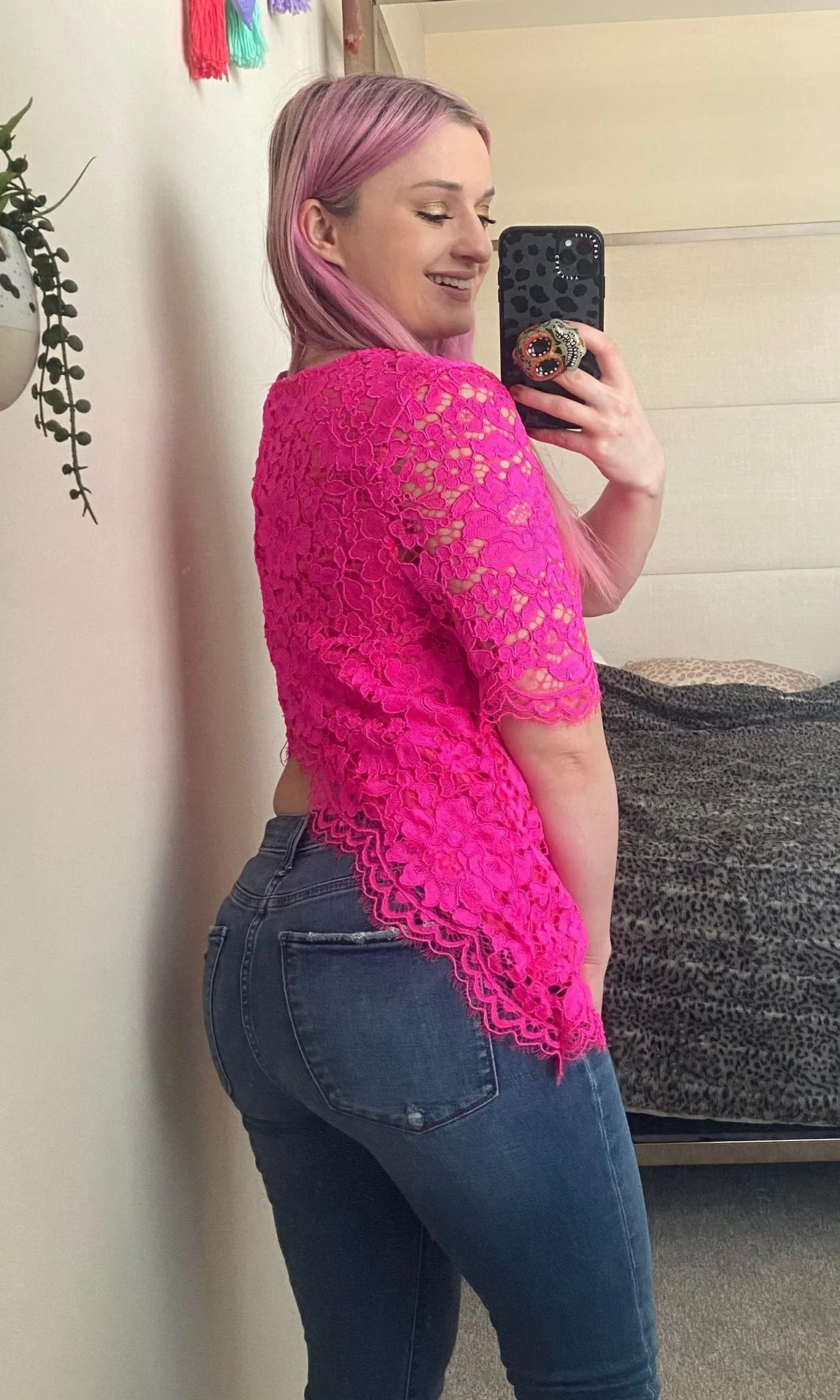 Alexis lace top size medium - Image 2