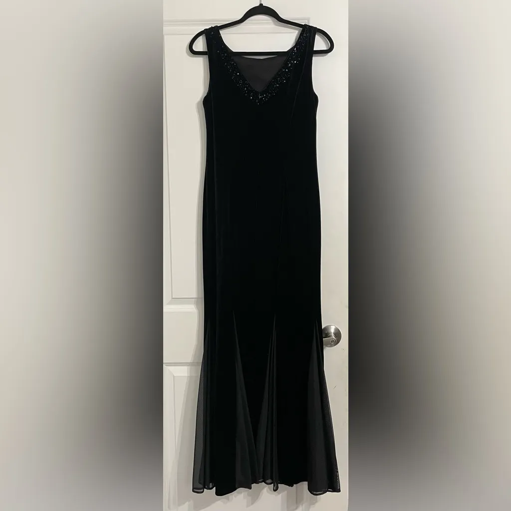 Jessica Howard Velvet Sequin Black Mermaid Dress Size 10 - Image 2