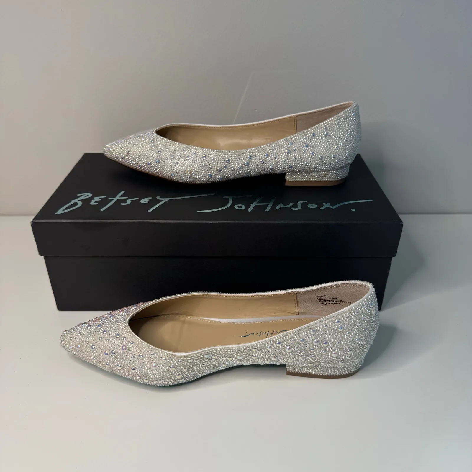 Betsey Johnson Womens White SB-Jude Pearl Beaded Ballet Flats Size 7M Wedding - Image 2