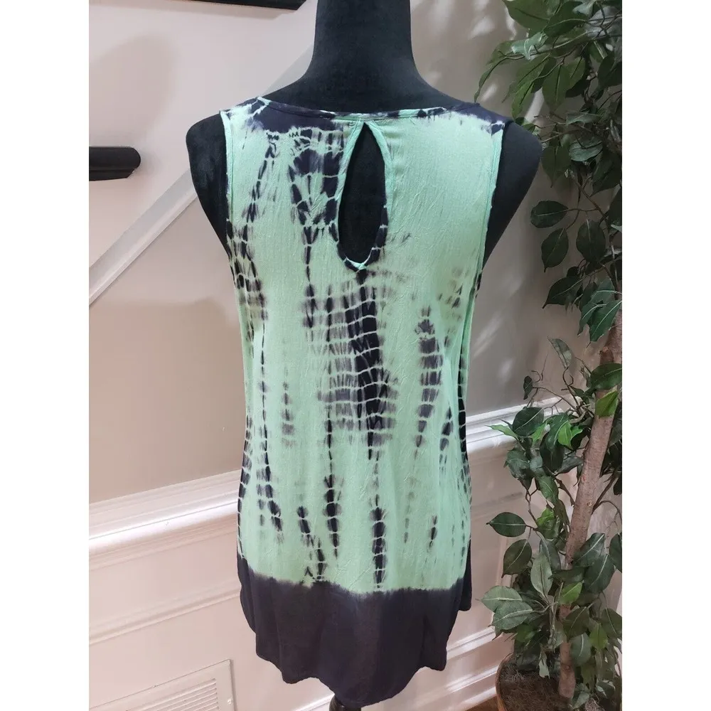 Japna Women's Green Keyhole Back Rayon Scoop Neck Sleeveless Top Blouse Size M - Image 7