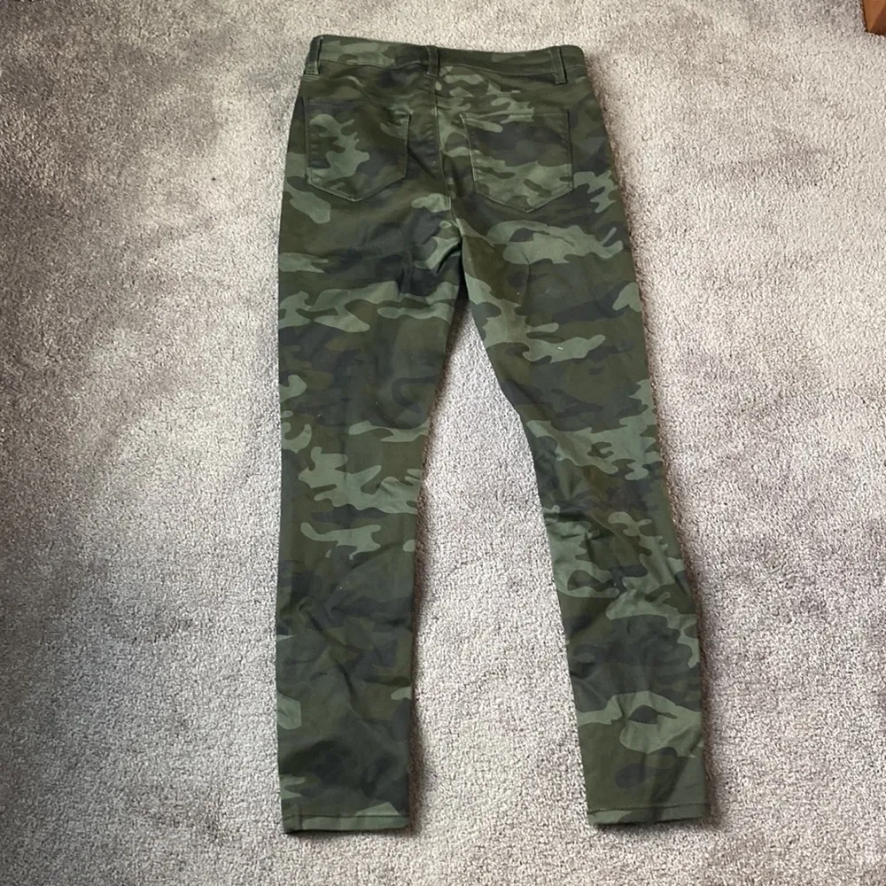 Design Lab Camouflage Bottoms SIZE 28 Green - Image 5