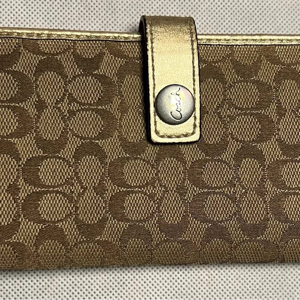 New York | Signature C billfold. - Image 2