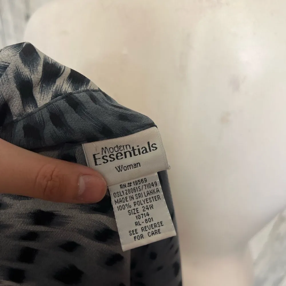 Gray blouse Size undefined - Image 4