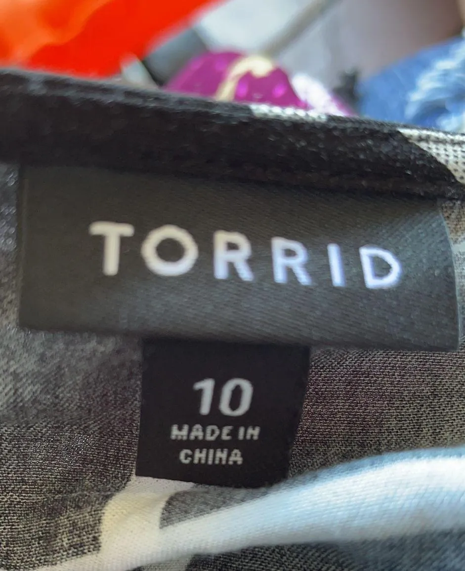 Plaid Tie Up Front Dress - Image 7