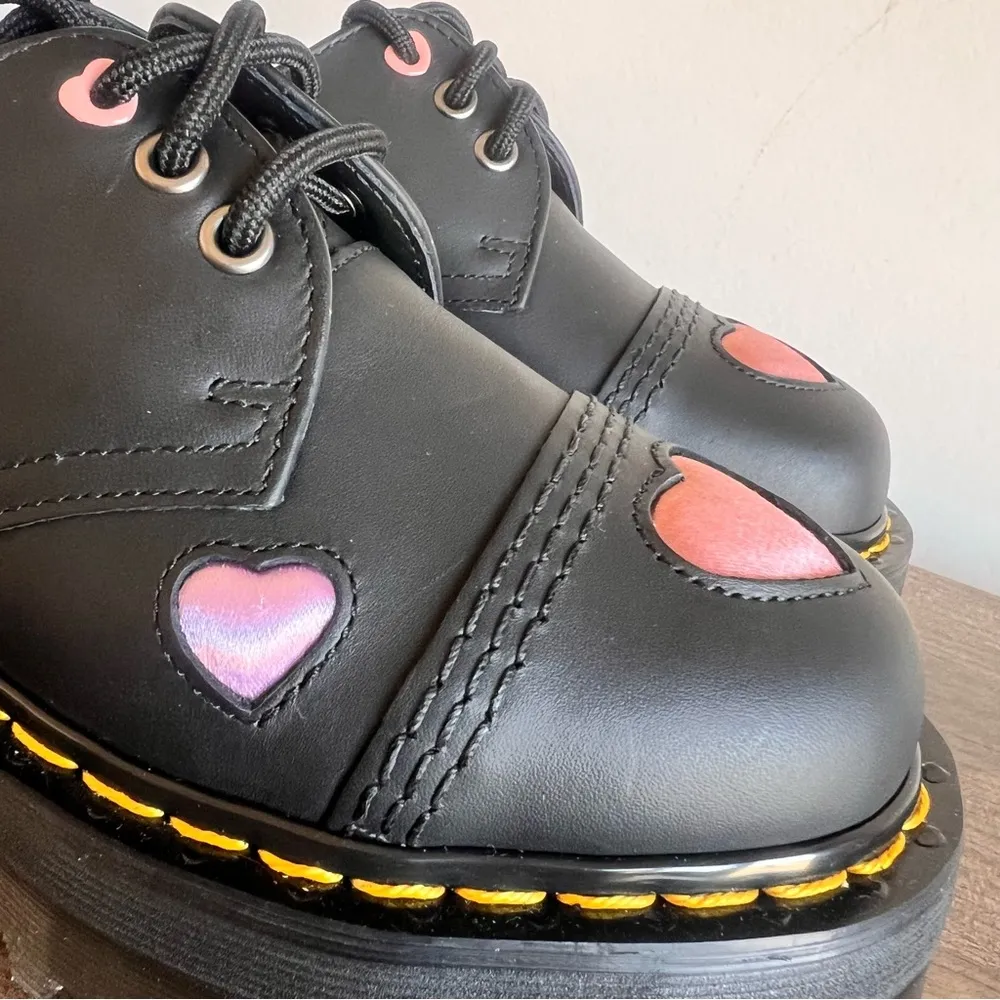 Dr. Martens 1461 Leather Quad Heart Platform Women's Shoe Size 6 #B1891 - Image 3