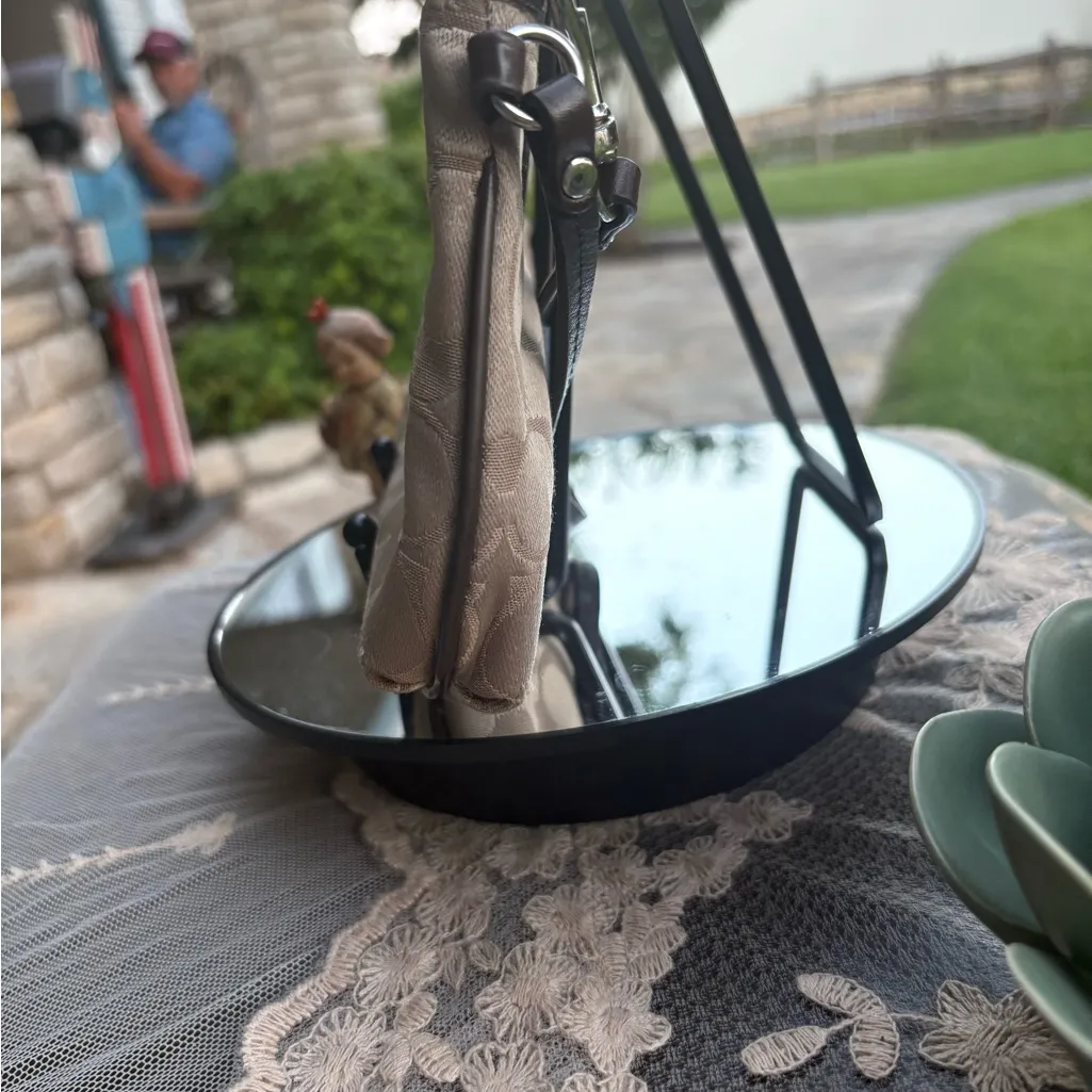 Coach Tan Signature Pleated Wristlet
FIRM ON PRICE - Image 7