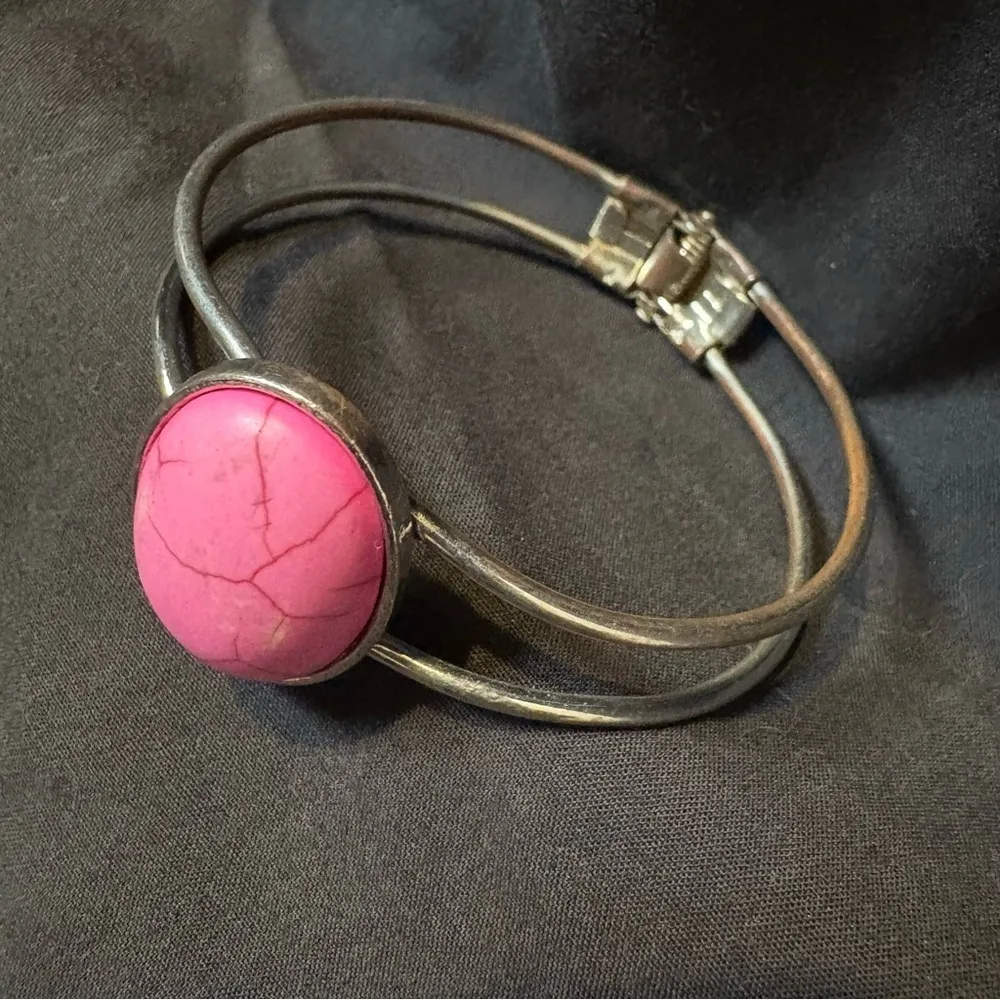 Vibrant Pink Stone Silver Cuff Bracelet - Image 2