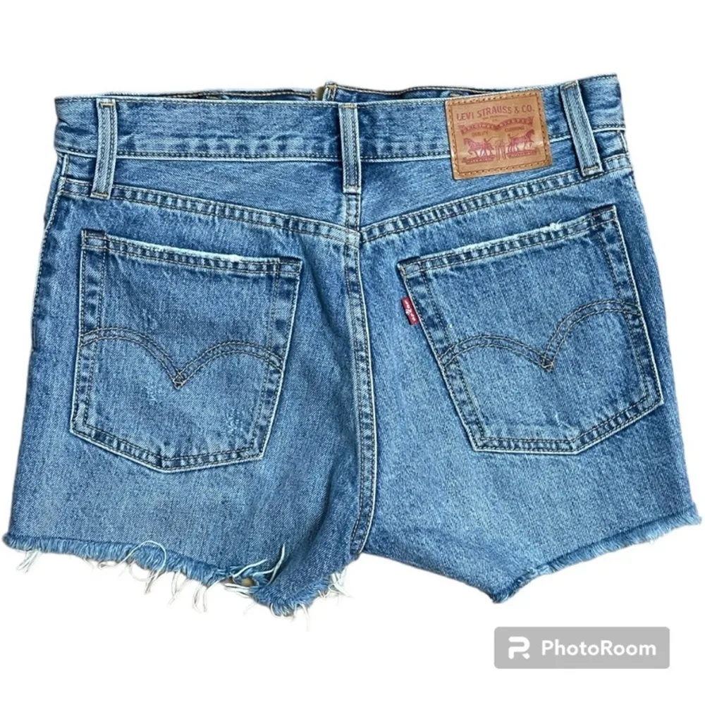 Levi's Levi’s Wedgie Short Distressed Size 27 - Image 5