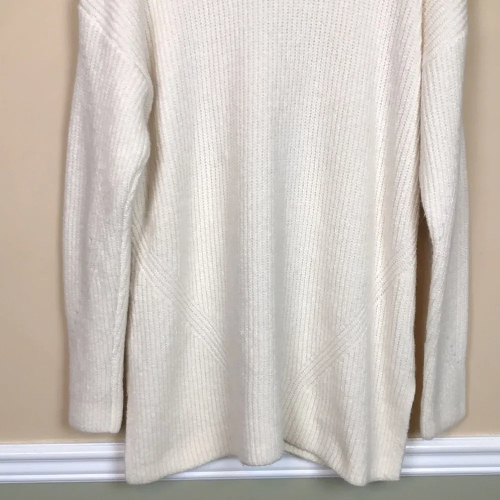 Old Navy Women’s Chunky Knit Ivory White Long Line Mock Neck Sweater - Image 3