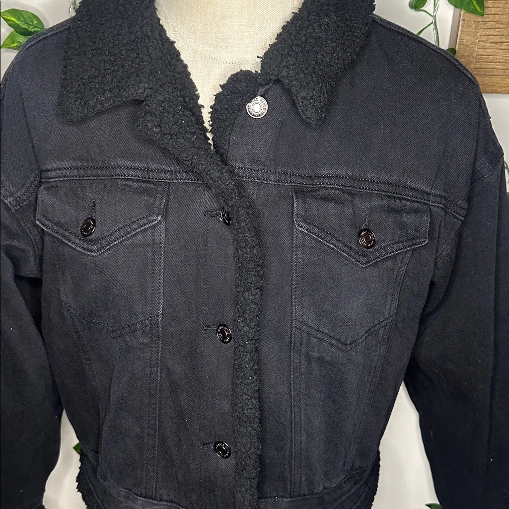 Wild Fable Target  Black Sherpa Lined Jean Jacket - Image 3