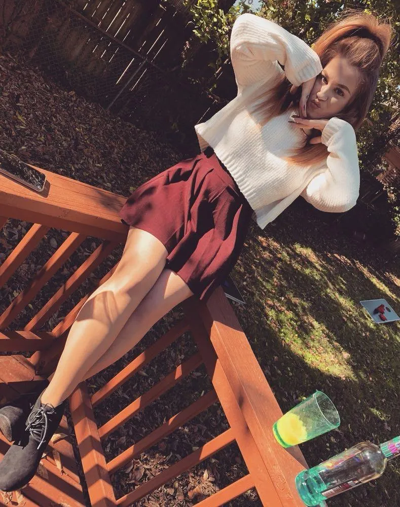 Forever 21 Crop Top Fuzzy Sweater - Image 4