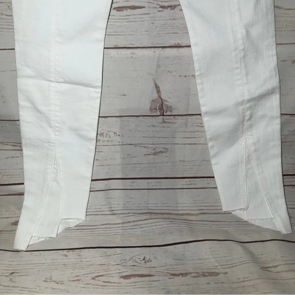 NWT Frame Denim • Jeans • Skinny • Mid-Rise • White • 28 • Le Skinny de Jeanne - Image 13