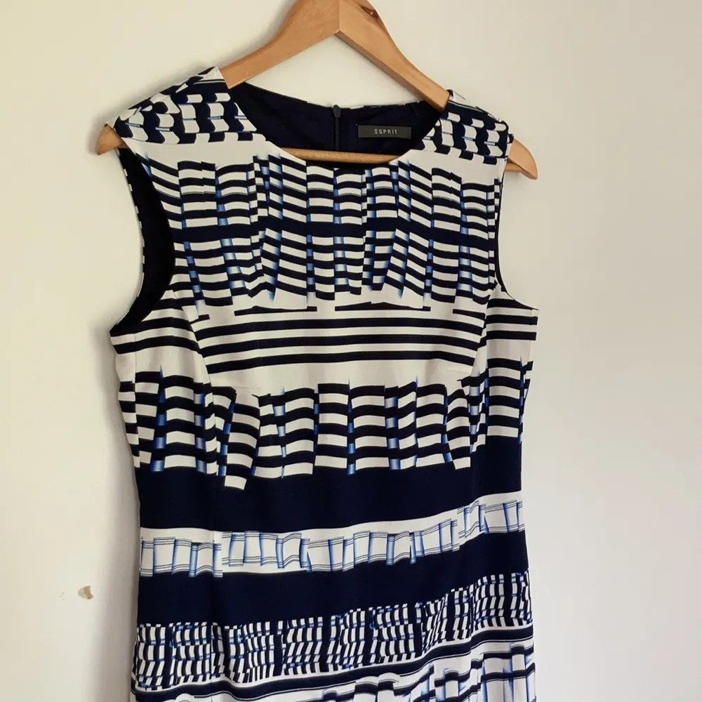 ESPRIT Navy/White Sheath Dress - Image 2
