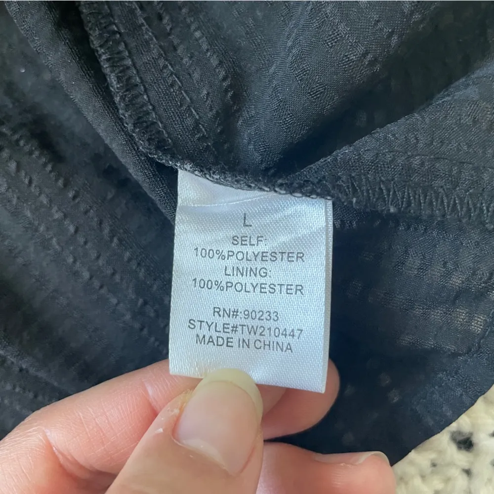 PacSun LA Hearts Short Sleeve Keyhole Babydoll Top Black (Large) - Image 10